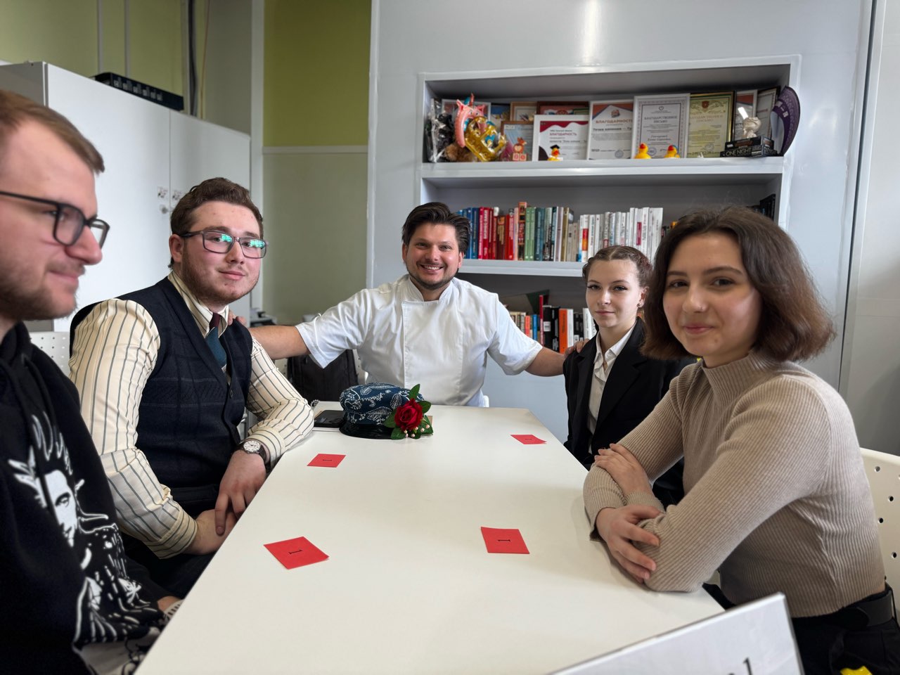 Автор тульской видовой кухни Александр Морозов и его команда 