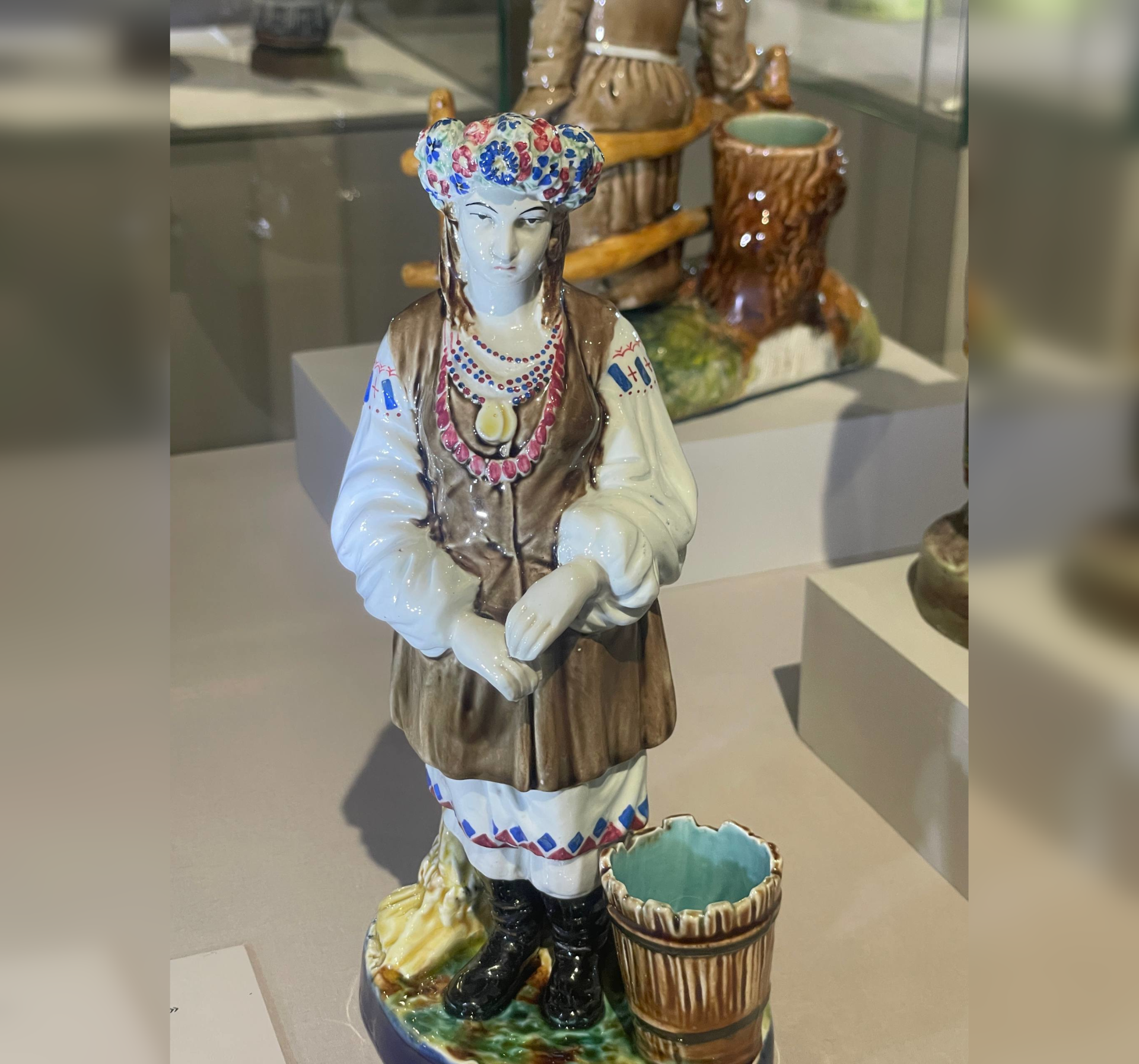 Полтавская дивчина в праздничном наряде