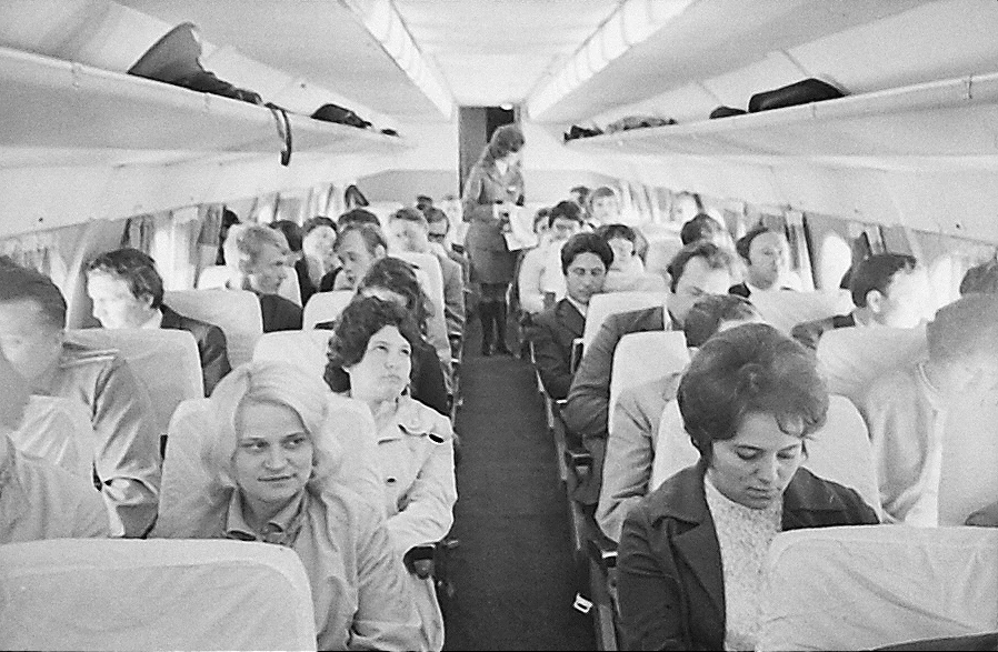 Тульский аэропорт. Салон самолета АН-24 маршрута 