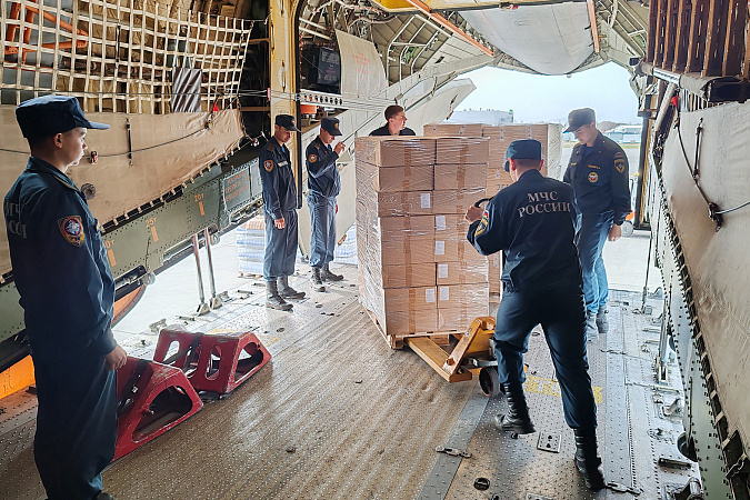 По поручению Алексея Дюмина более 100 тонн гуманитарного груза доставлено в Оренбургскую область