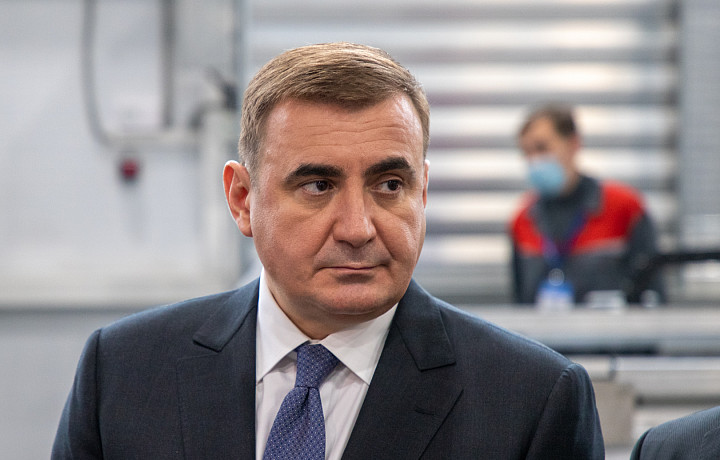 Тульский губернатор Алексей Дюмин поздравил волонтеров с Днем добровольца Тульский губернатор Алексей Дюмин поздравил волонтеров с Днем добровольца