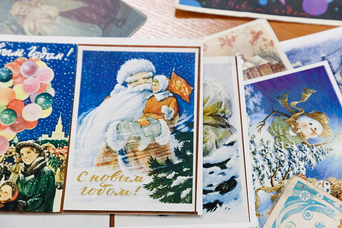 Ватная Снегурочка и стеклянный Айболит: какими игрушками украшали елку в прошлом столетии Ватная Снегурочка и стеклянный Айболит: какими игрушками украшали елку в прошлом столетии