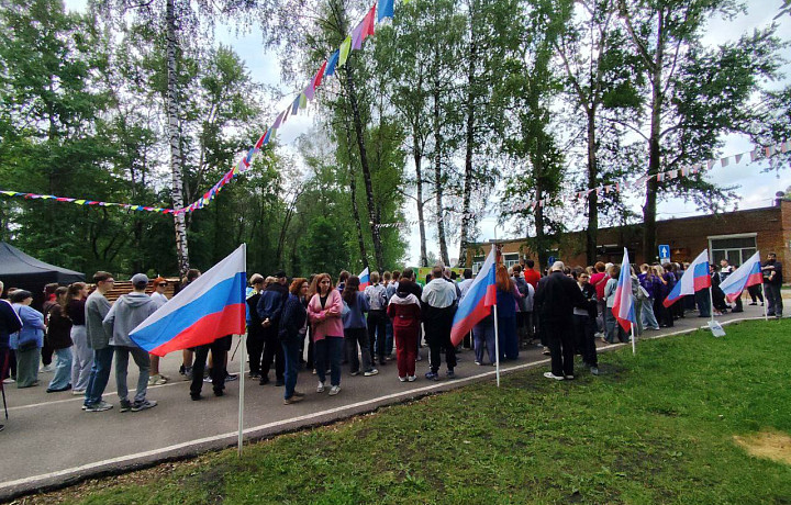 Жители Киреевска прошли по «Маршруту здоровья» 14 июня Жители Киреевска прошли по «Маршруту здоровья» 14 июня
