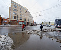 Улица полна снегожидкостей: фоторепортаж с затопленных дорог и тротуаров Тулы Улица полна снегожидкостей: фоторепортаж с затопленных дорог и тротуаров Тулы