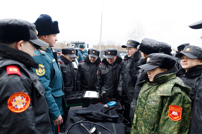 В Туле спасатель в полной экипировке поднялся на 25 этаж за три минуты и семь секунд В Туле спасатель в полной экипировке поднялся на 25 этаж за три минуты и семь секунд