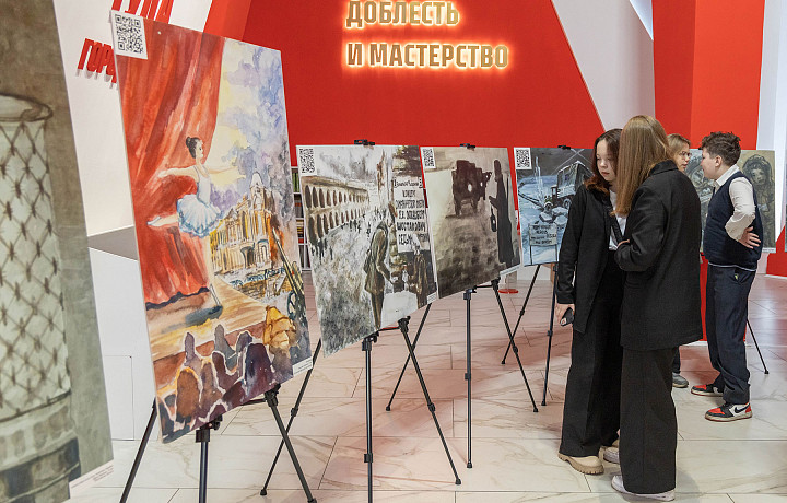 В Туле открылась выставка рисунков, посвященная освобождению Ленинграда от блокады