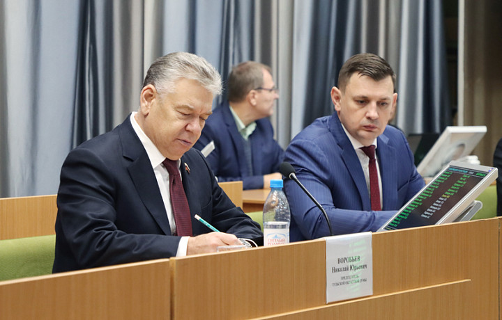 В ходе очередного заседания Тульской областной Думы депутаты приняли 19 законов В ходе очередного заседания Тульской областной Думы депутаты приняли 19 законов