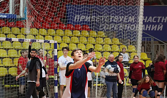 В Туле стартовал фестиваль студенческого волейбола