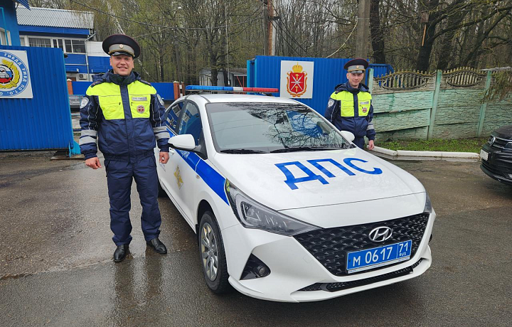 Тульские полицейские во время погони на трассе М-2 «Крым» задержали нетрезвого угонщика машины