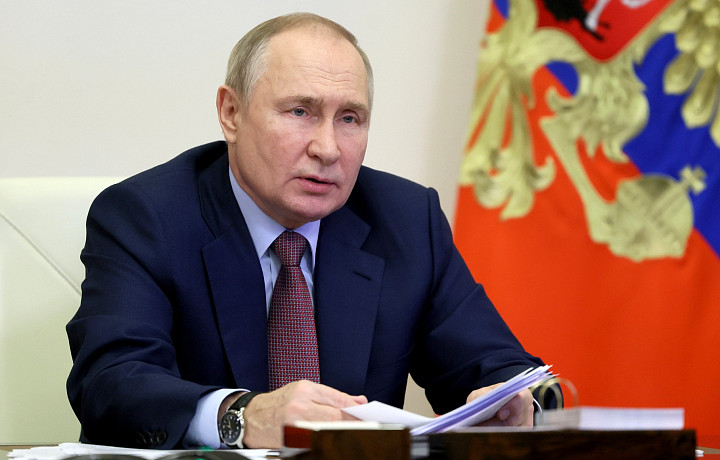 Владимир Путин назвал выборы в новых регионах страны значимым событием Владимир Путин назвал выборы в новых регионах страны значимым событием