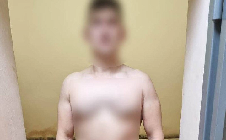 26-летний житель Тулы пришел убивать бывшую: он зарезал ее отца и нанес ножевые матери, после чего поджег дом