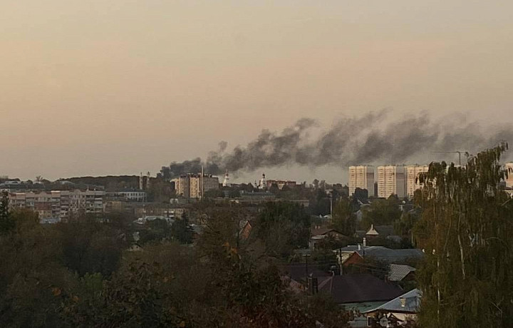 Туляки сообщили о сильном задымлении в стороне Глушанок Туляки сообщили о сильном задымлении в стороне Глушанок