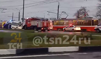 Массовое ДТП с трамваем и несколькими маршрутками произошло в Туле