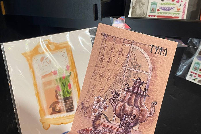 Толстой, наличники и самовары: какую сувенирную продукцию можно найти в Туле - фоторепортаж Толстой, наличники и самовары: какую сувенирную продукцию можно найти в Туле - фоторепортаж