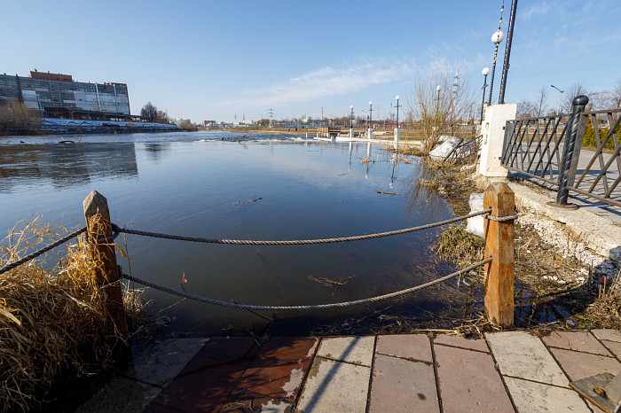 Пролетарская набережная в Туле вот-вот уйдет под воду: пик паводка возможен уже на следующей неделе